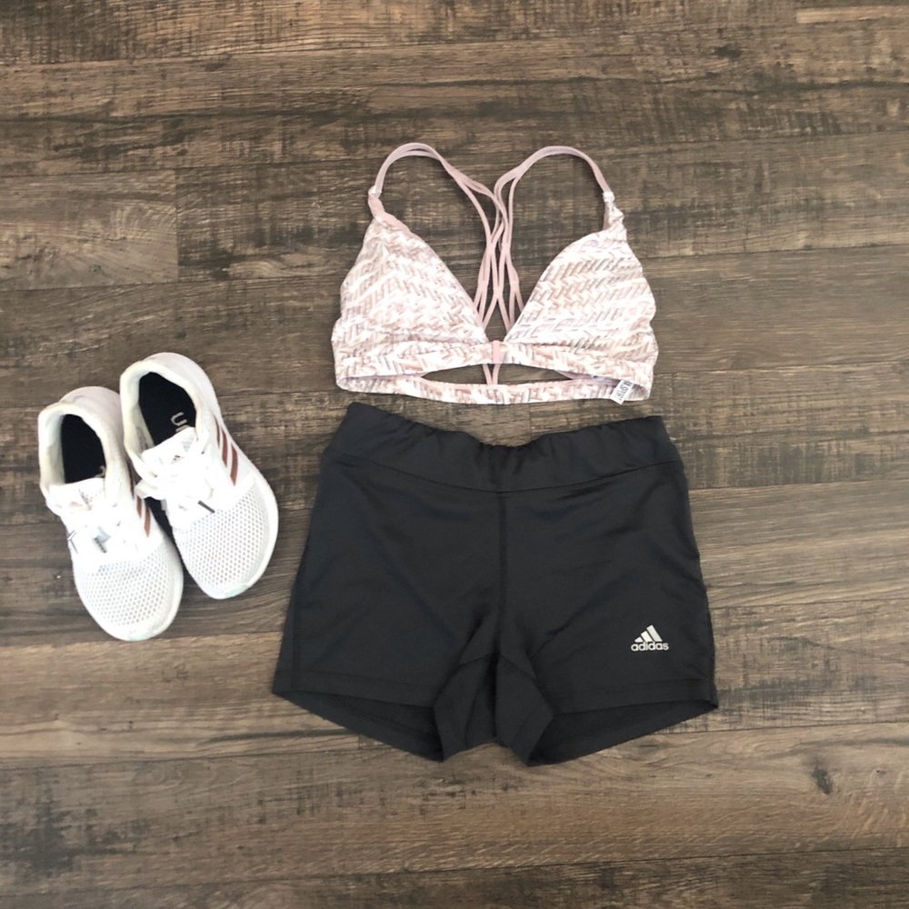 VS Sports Bra